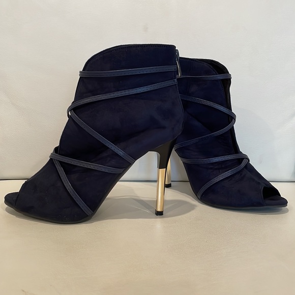 navy blue stiletto boots